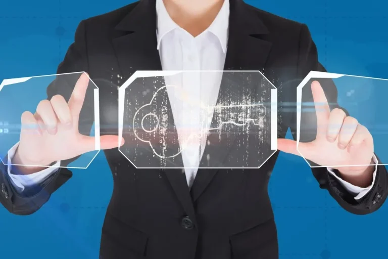 imgi 6 person using futuristic technology 1134 495 Vetencode